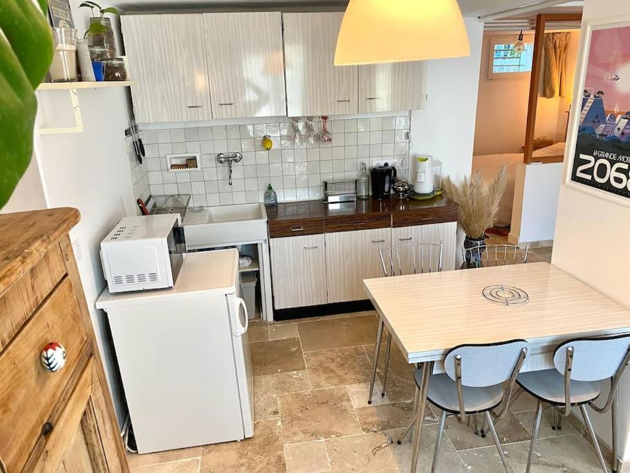 La Suite De La Maison Jaune Montpellier Exterior foto